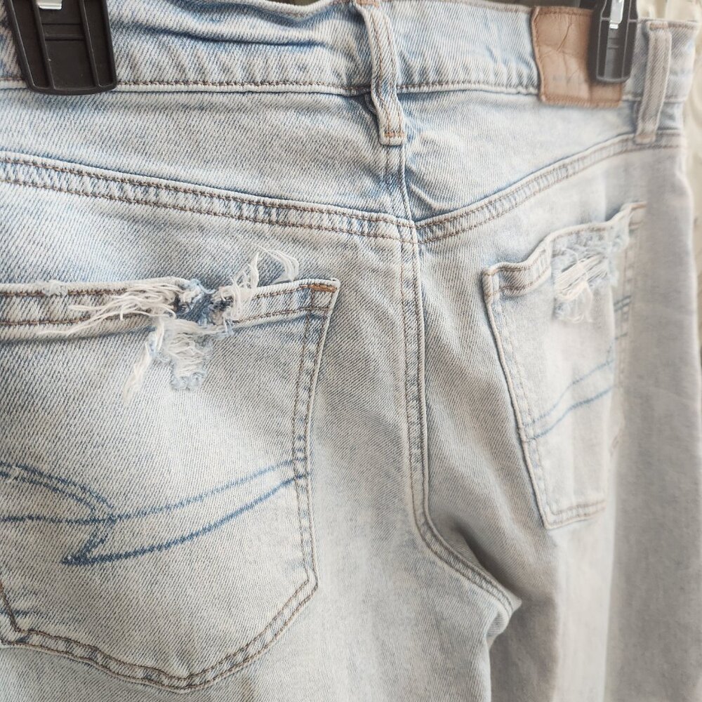 American Eagle Strigid Distressed Wide Leg Jeans | 2 Long - Picture 5 of 9